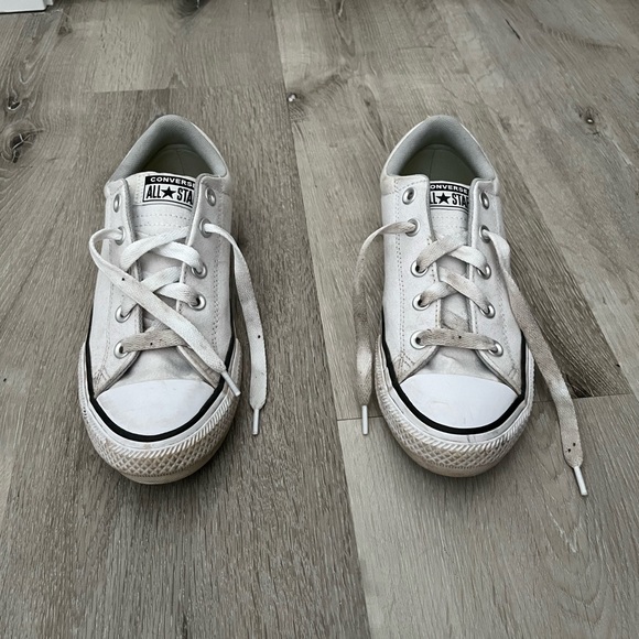 White and Yellow Converse shoes - Picture 4 of 5